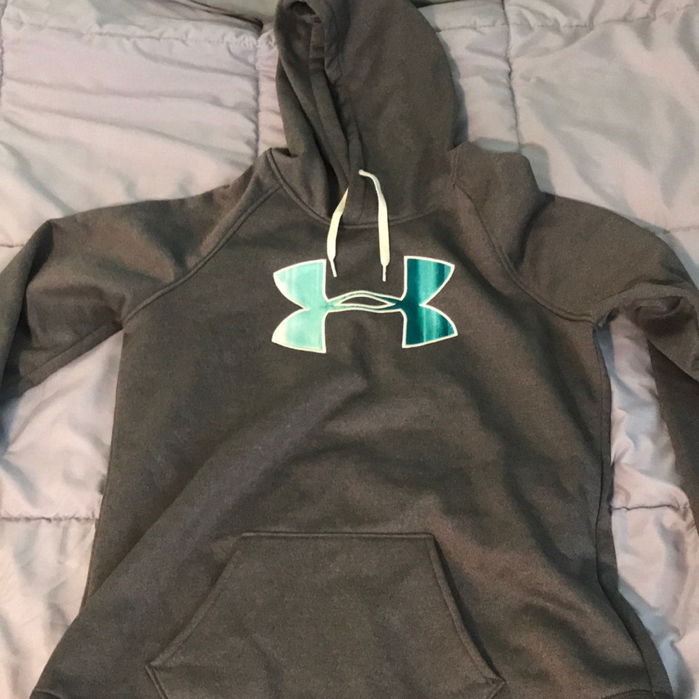 Under armour hooded sweatshirt